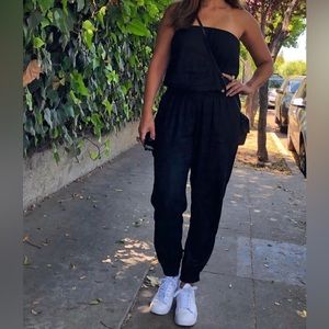 Gorgeous high quality sleeveless romper. Flattering when I’m skinny or heavier.